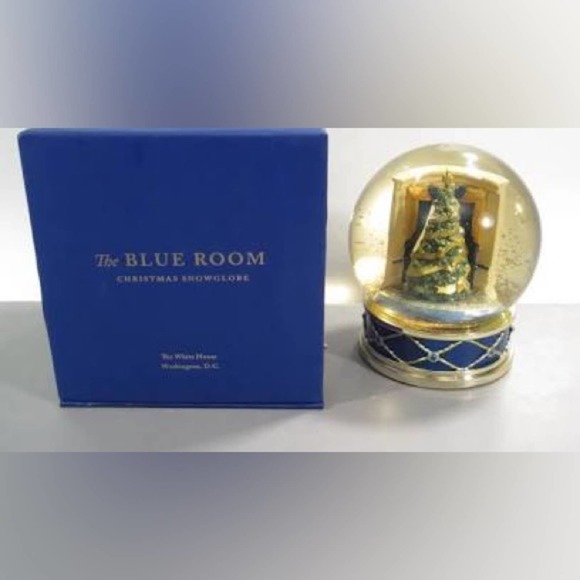 Top of the World Other - The White House Blue Room Water Snow Globe in Excellent Preloved Condition